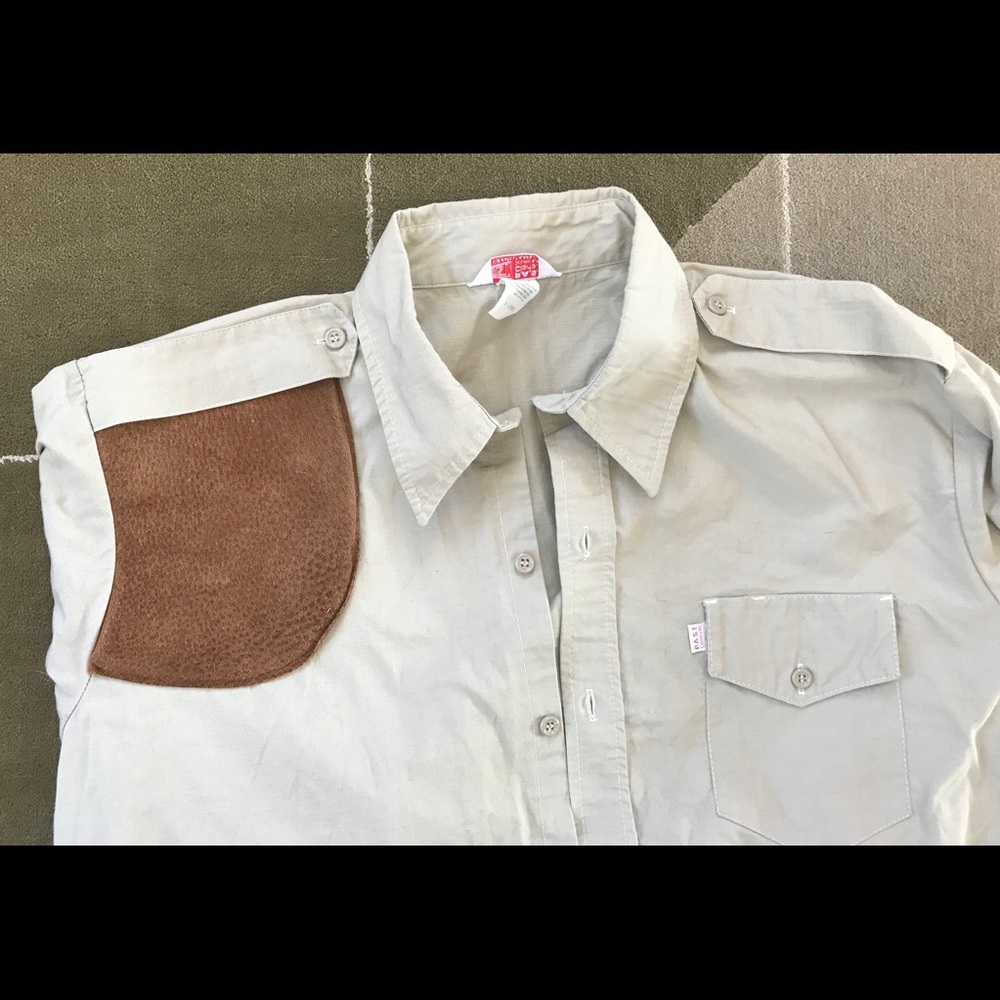 Vintage Hunting Rifle Shooting Shirt Leather Patch